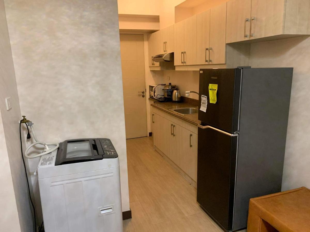 Ramiro Haven Staycation Манила Екстериор снимка