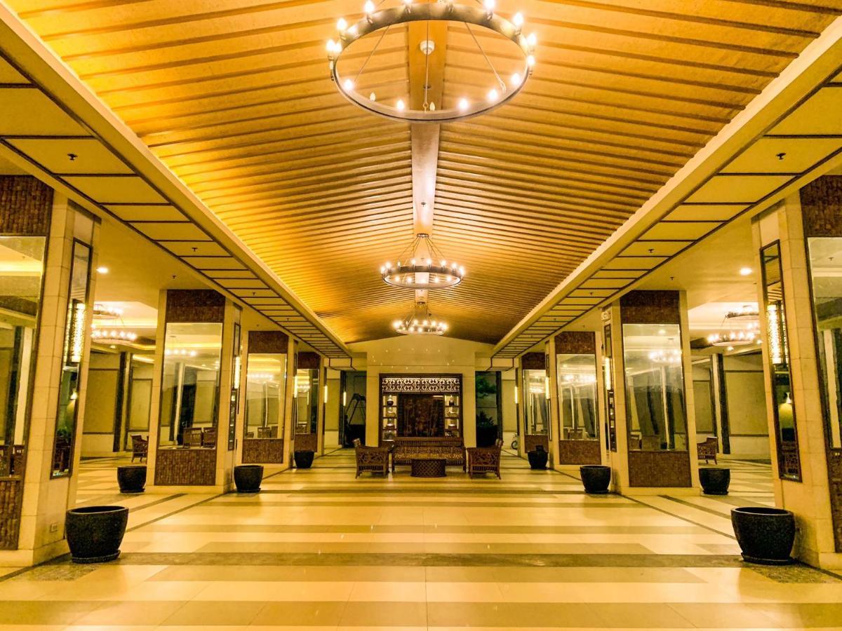 Ramiro Haven Staycation Манила Екстериор снимка